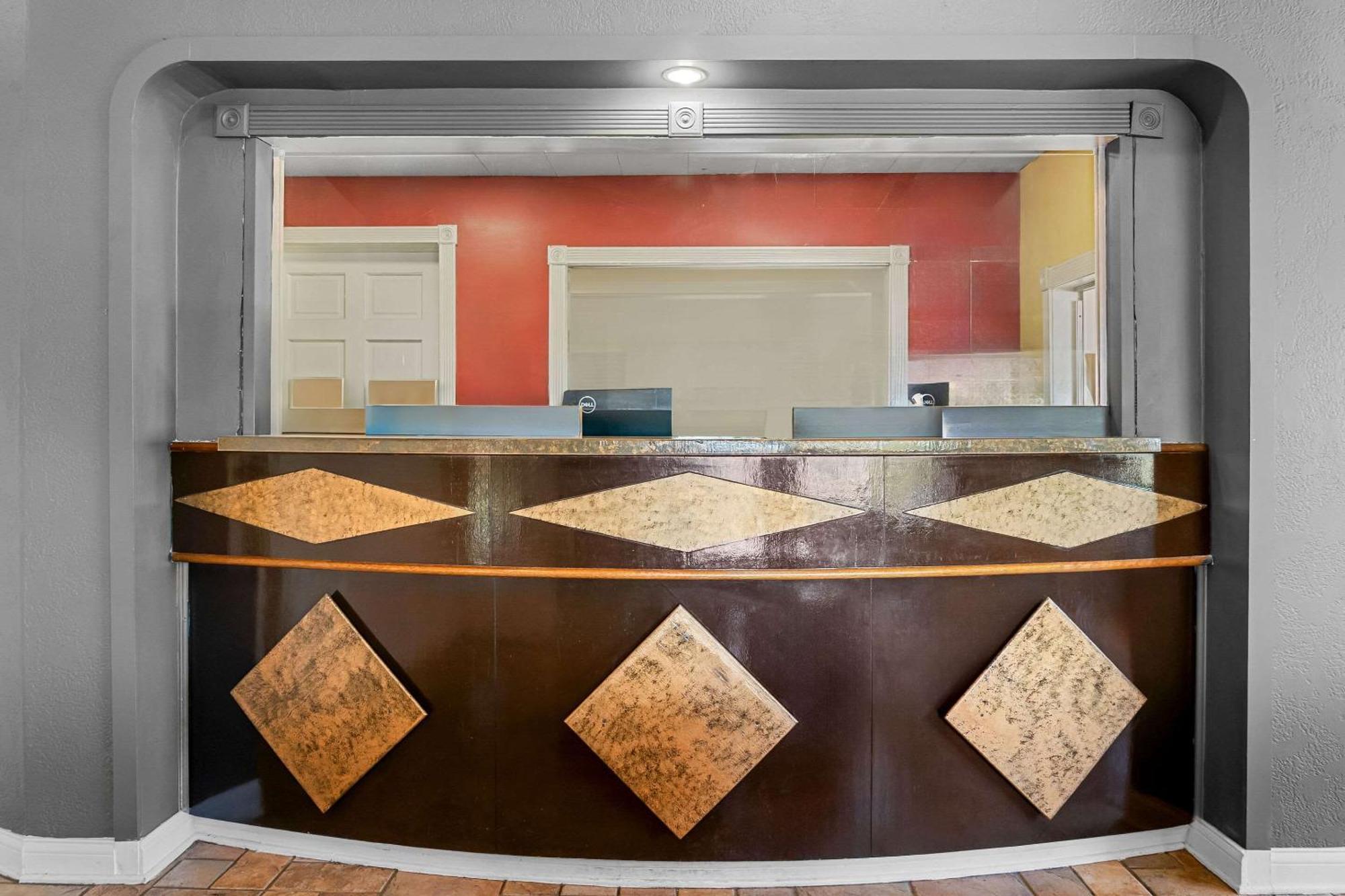 Rodeway Inn & Suites Saginaw Eksteriør bilde